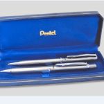 JUEGO BOLIGRAFO Y LAPICERO STERLING AB810Z PLATA TINTA NEGRA